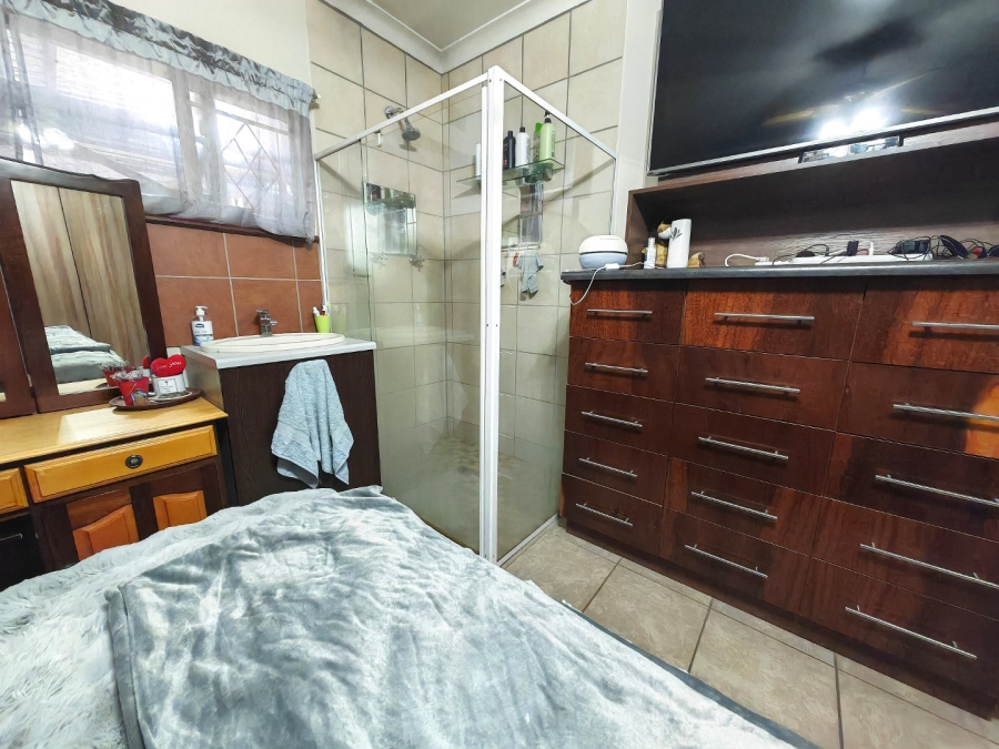 3 Bedroom Property for Sale in Uitsig Free State
